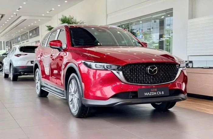 Chiến lược thêm phiên bản, hạ giá sàn của Mazda và Kia - Hình 2