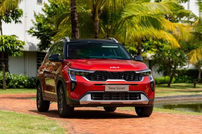 Chiến lược thêm phiên bản, hạ giá sàn của Mazda và Kia - Hình 3