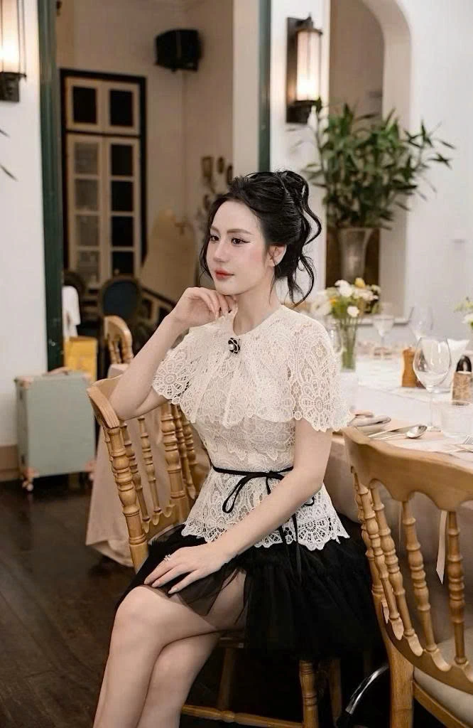 Khúc giao hưởng ngọt ngào giữa chất liệu voan mềm và ren tinh xảo - Hình 5