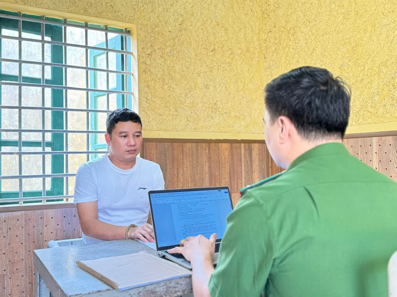 Giám đốc doanh nghiệp bị bắt vì mua trái phép hóa đơn của 9 công ty ma - Hình 1