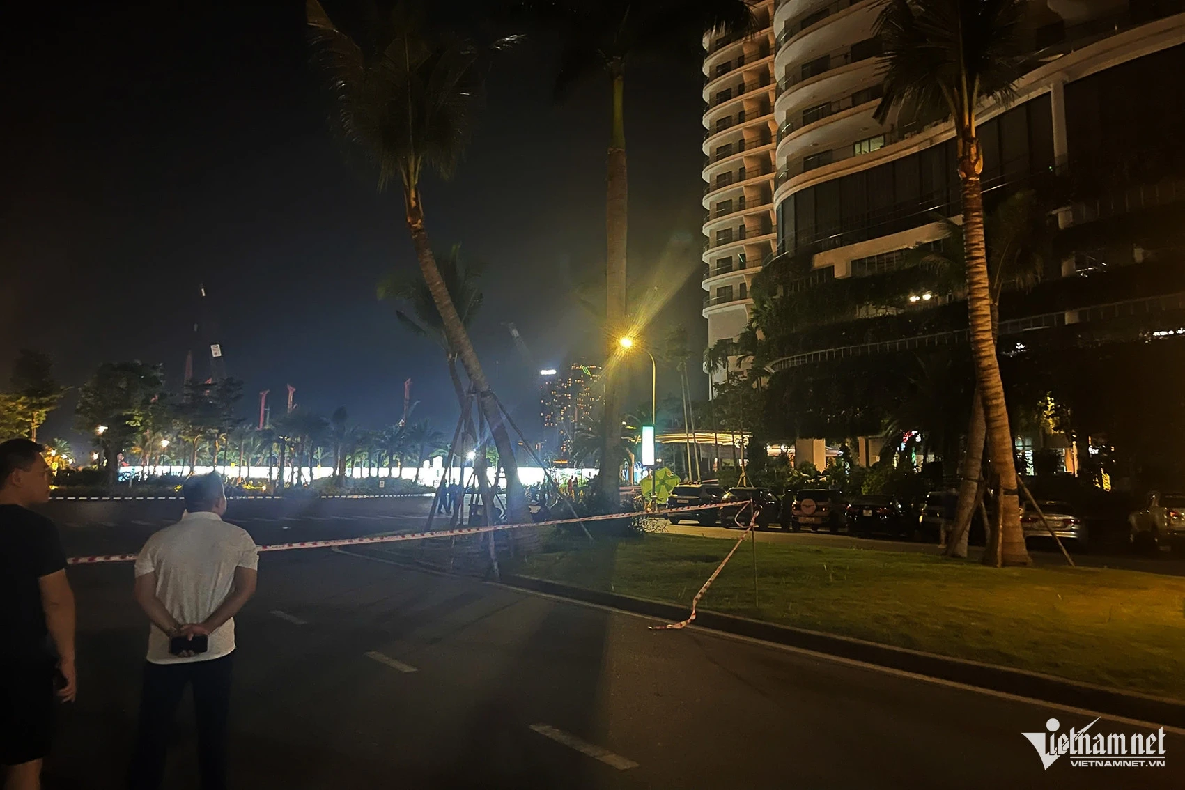 Phát hiện người đàn ông tử vong gần sảnh chung cư ở Quảng Ninh - Hình 3