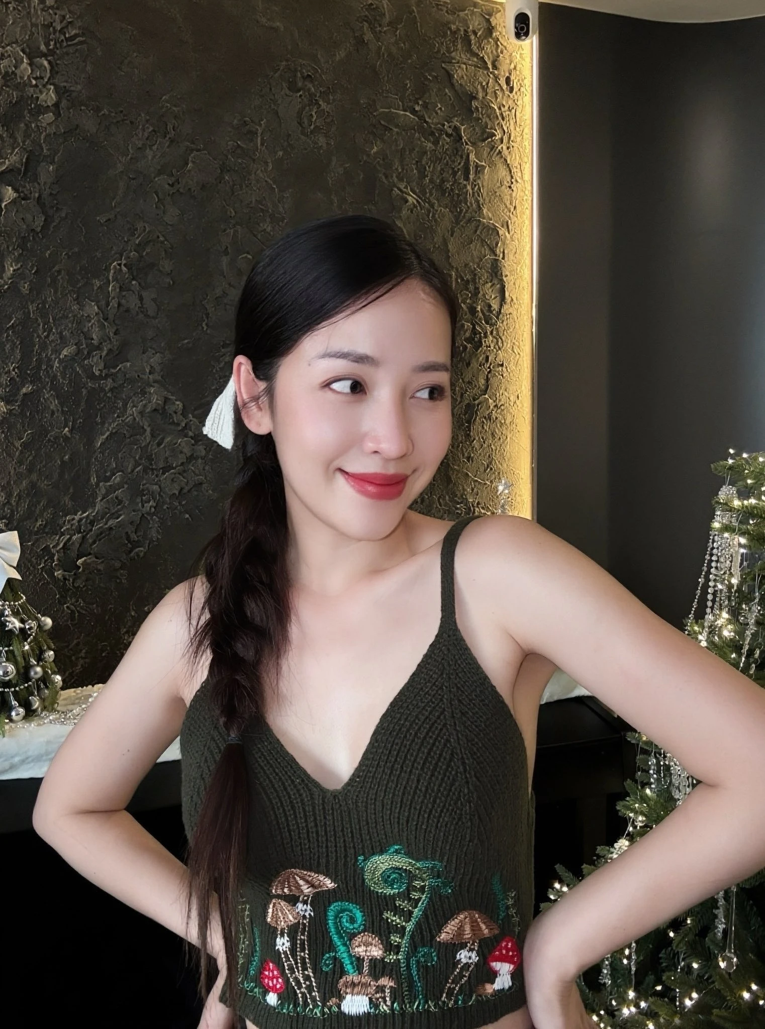 Sao nữ Vbiz là tiểu thư nhà giàu bỗng mất tất cả vì gia đình phá sản, nay đổi đời sau quyết định cả showbiz ủng hộ - Hình 1