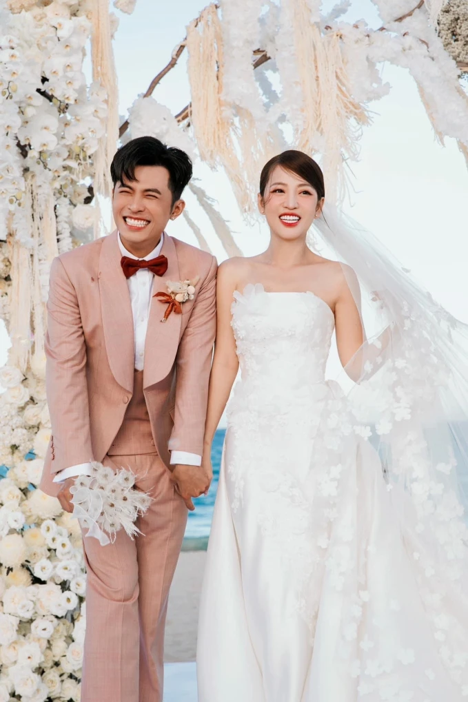 Sao nữ Vbiz là tiểu thư nhà giàu bỗng mất tất cả vì gia đình phá sản, nay đổi đời sau quyết định cả showbiz ủng hộ - Hình 4