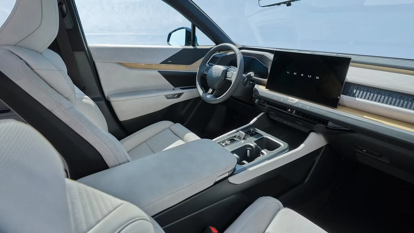 Vén màn SUV điện 6 chỗ mới của Lexus - Hình 2