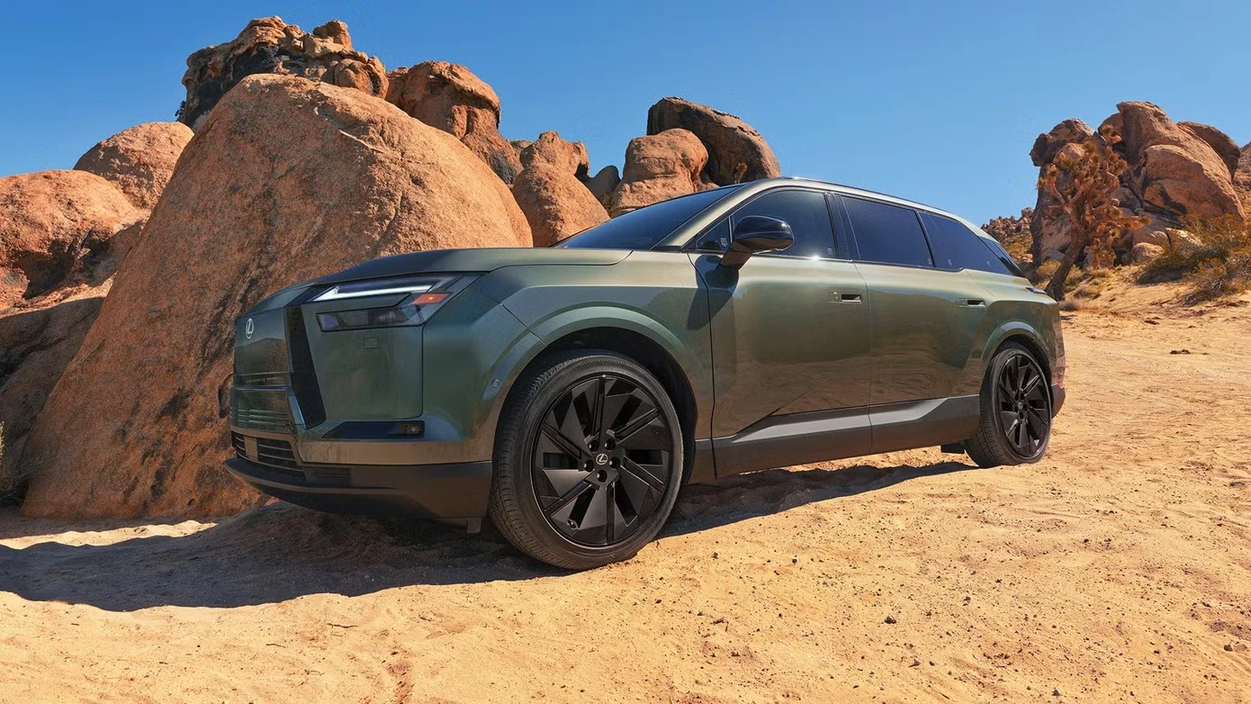 Vén màn SUV điện 6 chỗ mới của Lexus - Hình 6