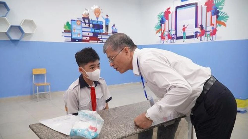 Những khoảnh khắc đẹp trong ngày thi lớp 10 ở TPHCM - Hình 8