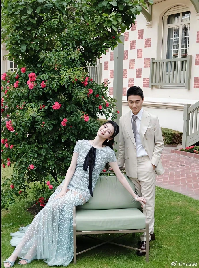 Trước giờ G đám cưới hào môn chấn động showbiz: Cô dâu thiên thần đeo 103 carat kim cương, nghe báo giá 180 tỷ ai nấy đều choáng váng - Hình 3