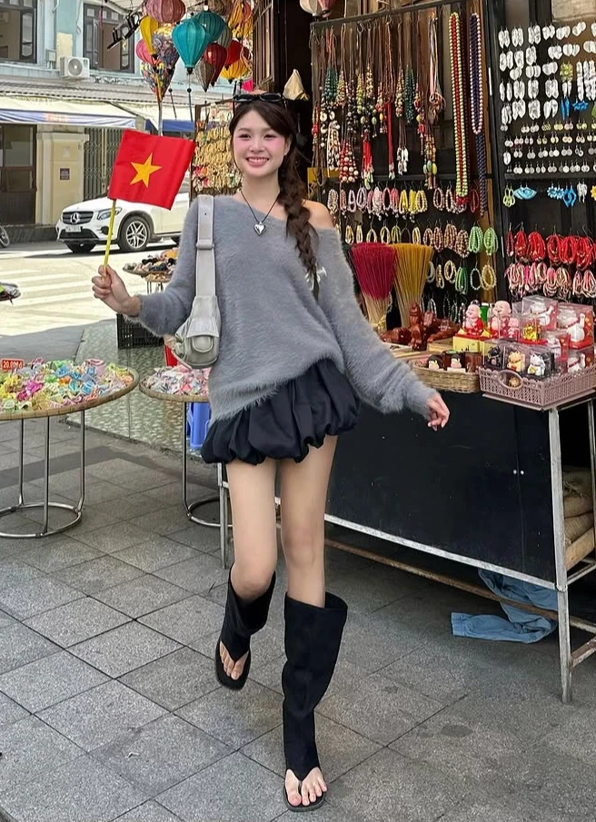 Bứt phá phong cách cùng chân váy bí dễ thương - Hình 7