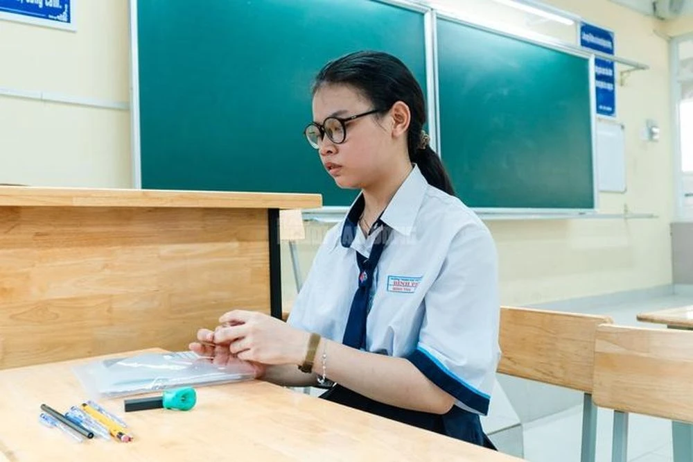 Kỳ thi tốt nghiệp THPT: Nữ sinh khuyết tật gác giấc mơ bác sĩ, chinh phục ngành mới - Hình 2