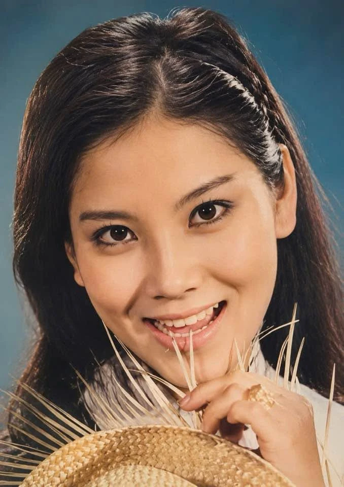 Nghệ sĩ Mộng Tuyền tuổi 79 sống một mình ở TPHCM - Hình 1