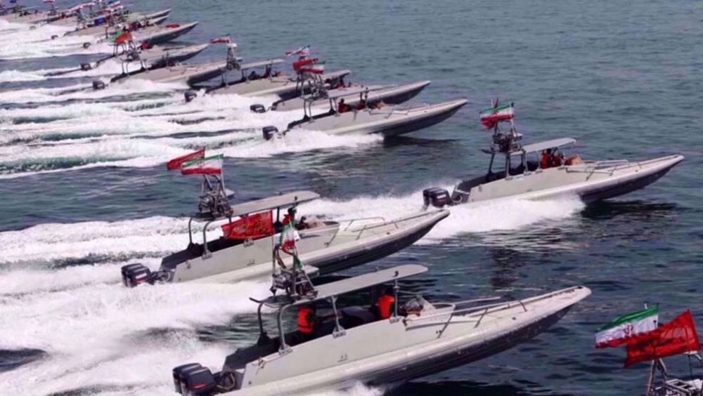 Câu hỏi lớn đằng sau tuyên bố hải quân Iran chìm dưới biển của Mỹ - Hình 1