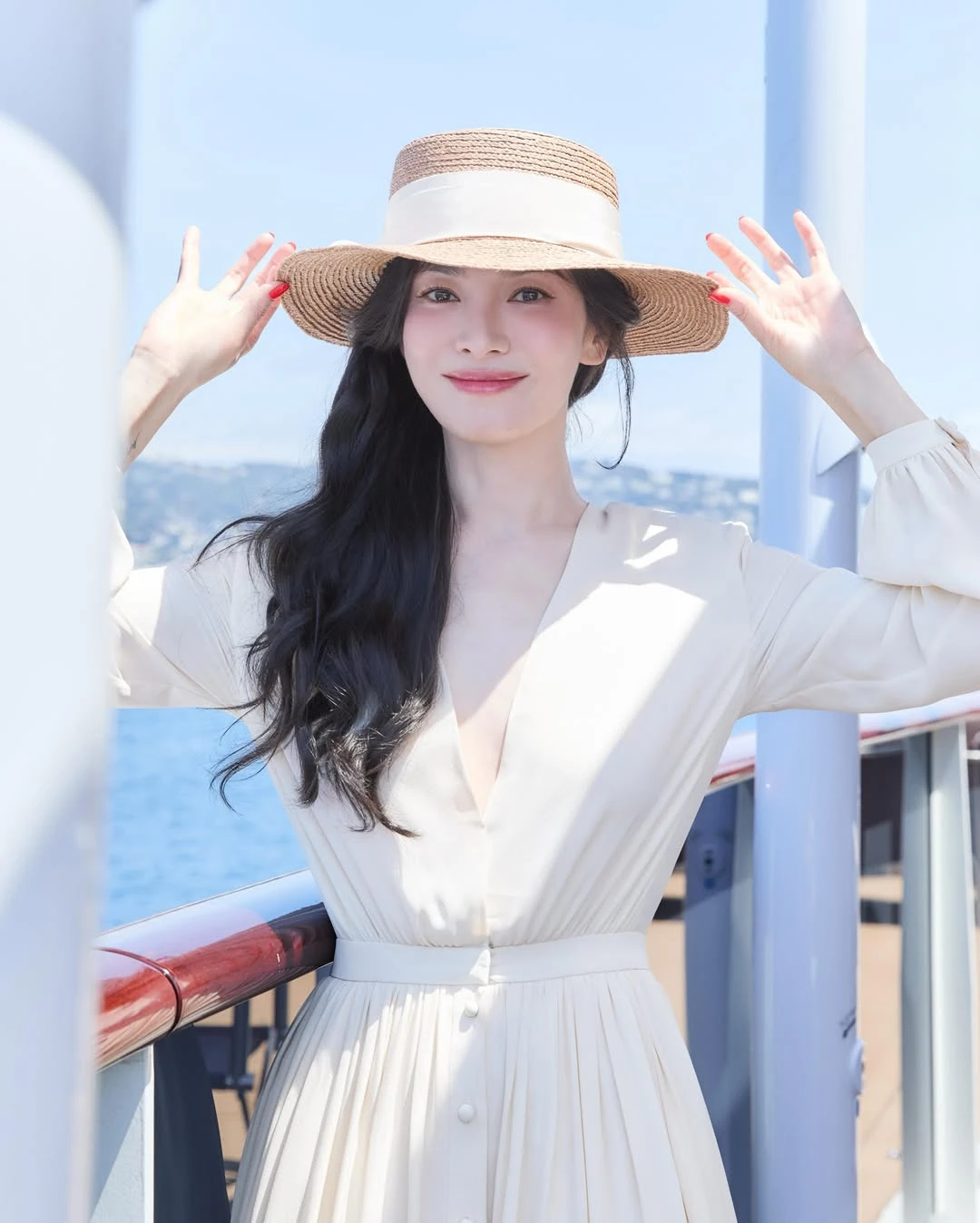 Thấy cả mùa hè trong nhan sắc Song Hye Kyo - Hình 2