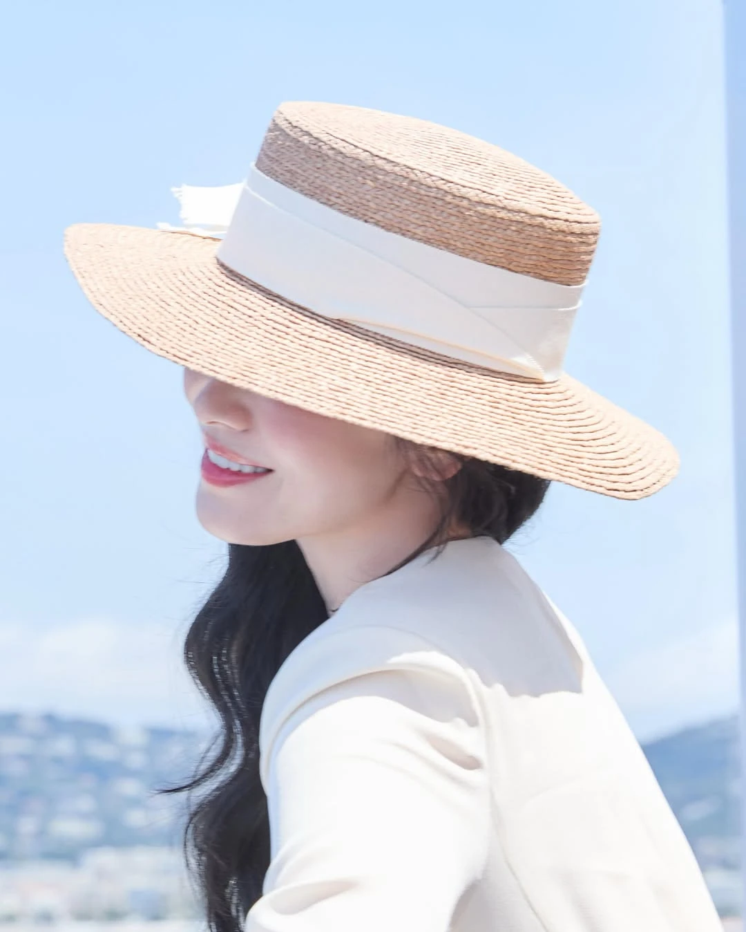 Thấy cả mùa hè trong nhan sắc Song Hye Kyo - Hình 6