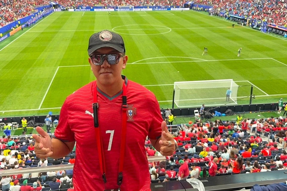 Khách Việt chi hơn 160 triệu đồng đi Mỹ xem Ronaldo đá World Cup - Hình 1