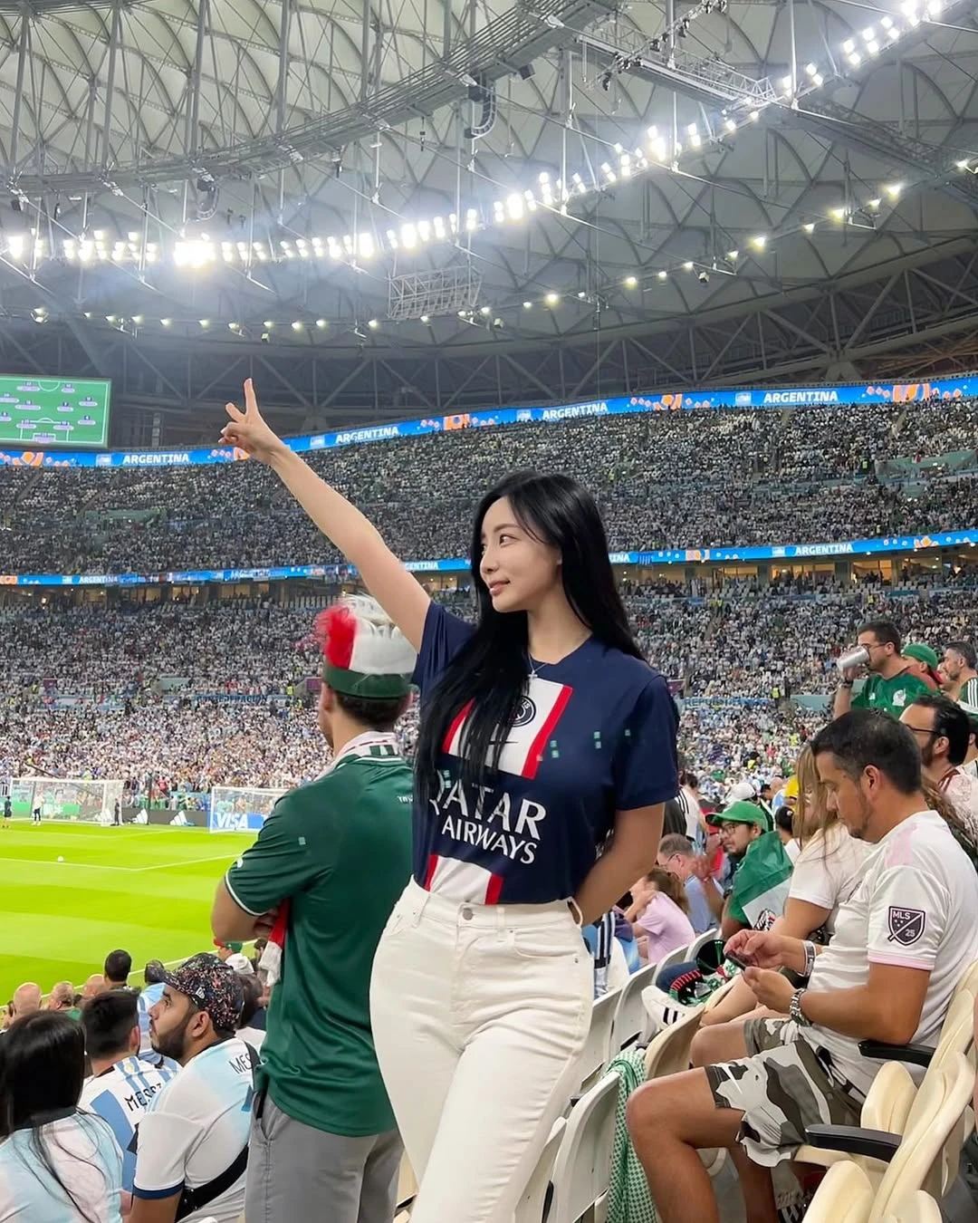 Nữ MC từng khiến MXH đứng hình ở World Cup 2022: Kết hôn với chồng kém 7 tuổi, cuộc sống hiện tại bất ngờ - Hình 3