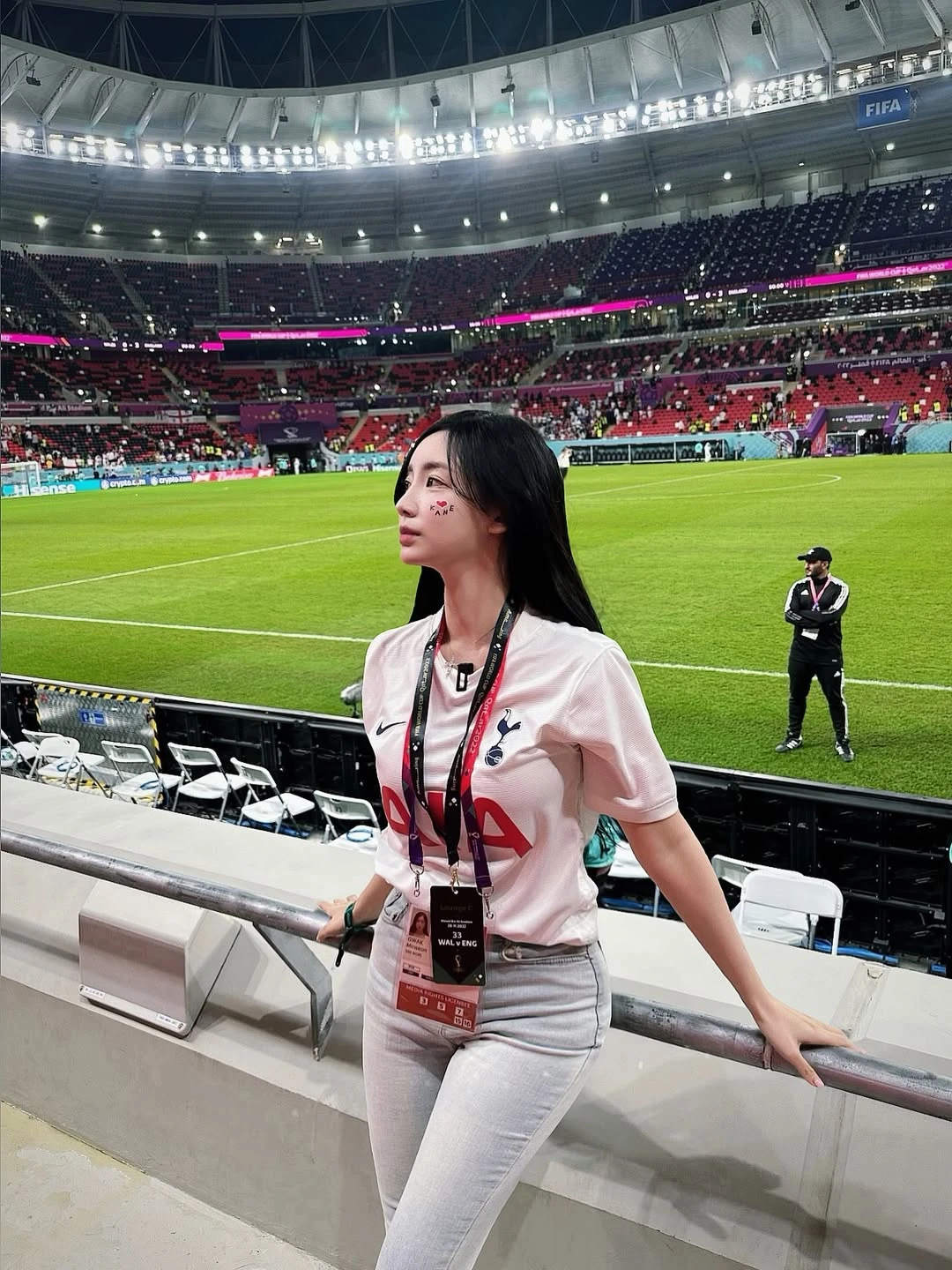 Nữ MC từng khiến MXH đứng hình ở World Cup 2022: Kết hôn với chồng kém 7 tuổi, cuộc sống hiện tại bất ngờ - Hình 2