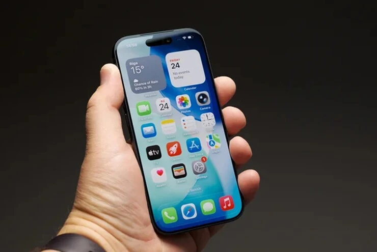 Tại sao iPhone đang sáng bỗng tối đi chỉ sau vài phút sử dụng? - Hình 1