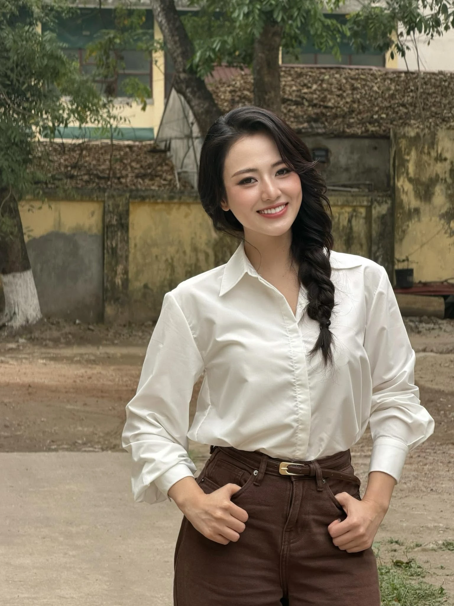 Nhan sắc đời thực của con gái ông trùm đang gây sốt phim cảnh sát hình sự trên VTV - Hình 5