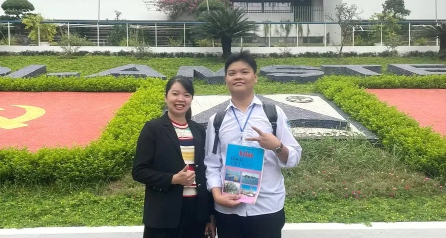 Ngôi trường năm nào cũng lọt top điểm chuẩn thấp nhất Hà Nội nhưng được xem là hiện tượng giáo dục: Năm 2024 có học sinh đạt giải Quốc gia! - Hình 2