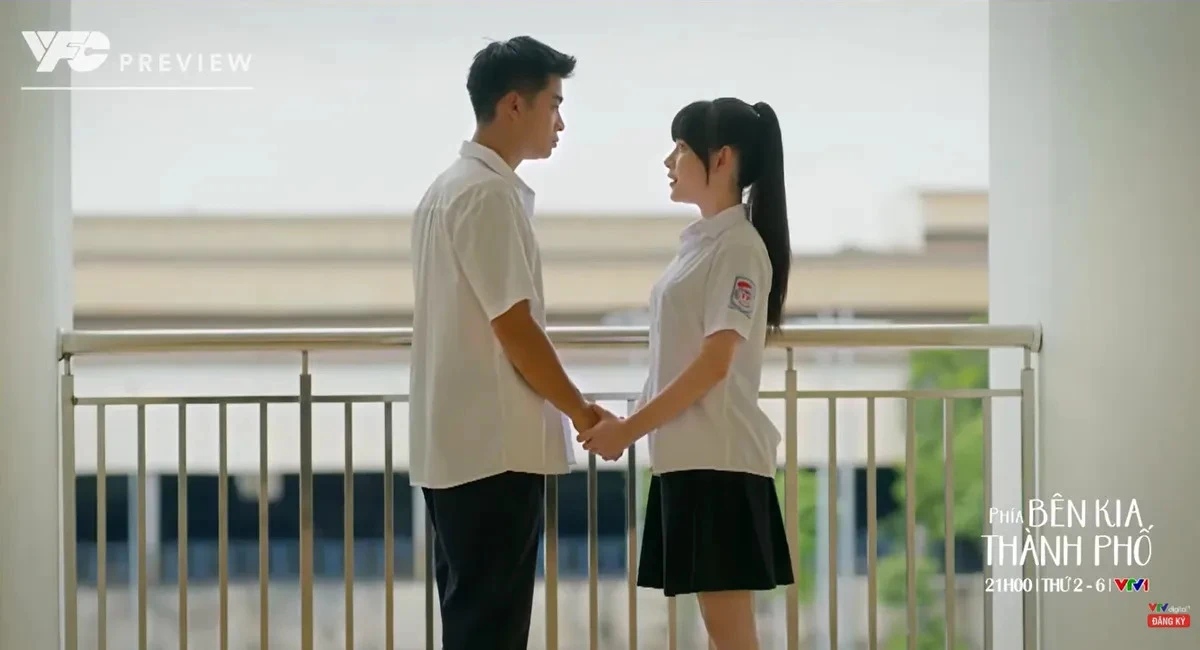Nữ sinh gây ức chế nhất hiện tại: Còn ít tuổi đã mưu mô nham hiểm, ai nhìn cũng thấy ác cảm - Hình 1