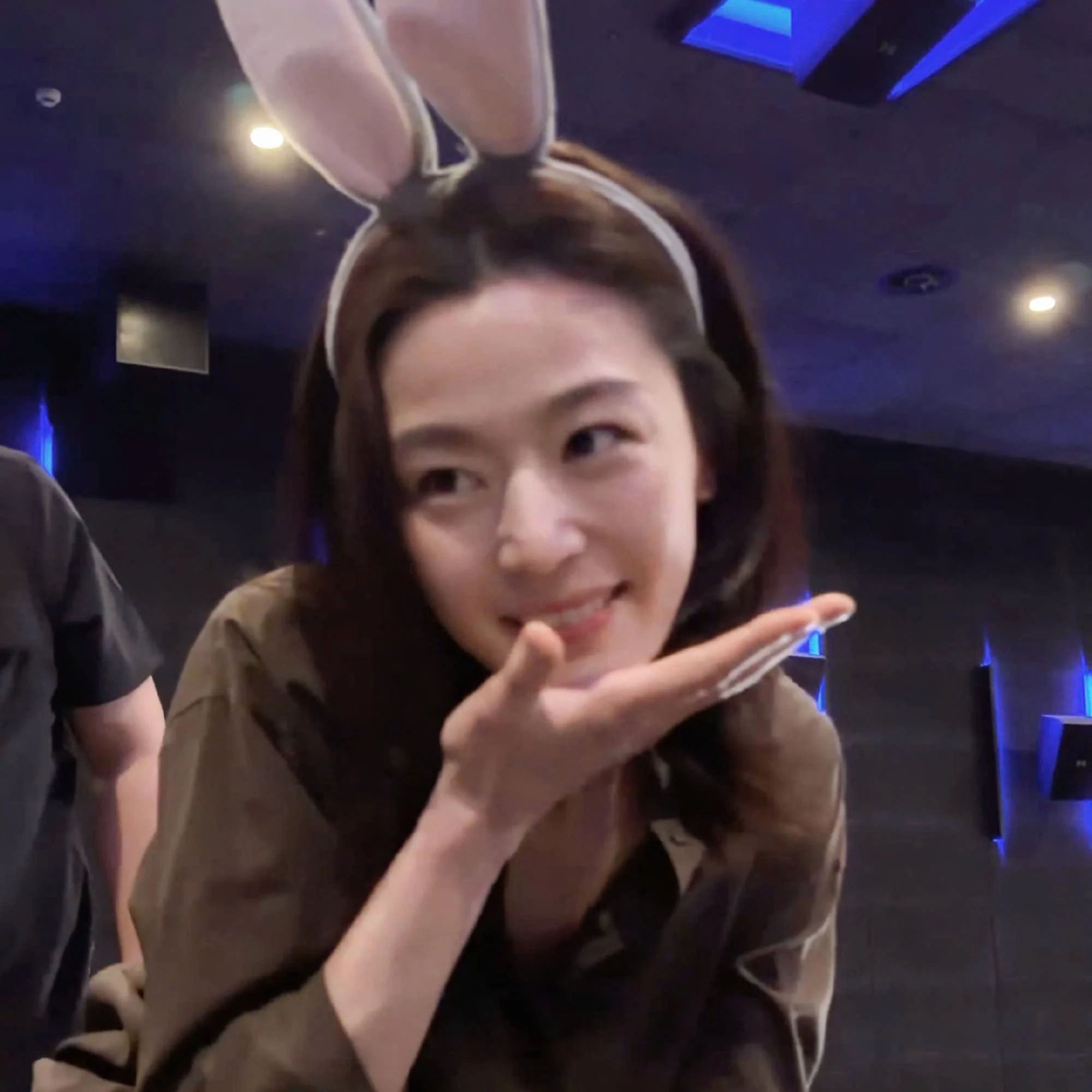 Jeon Ji Hyun không phải con người - Hình 7
