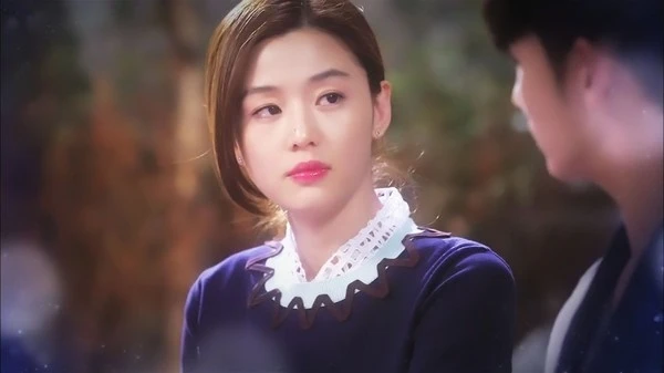 Jeon Ji Hyun không phải con người - Hình 4
