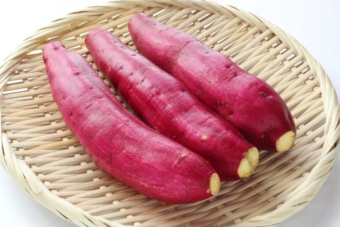 Ăn khoai lang mùa hè như thuốc bổ, nhưng 3 nhóm sau nên hạn chế - Hình 1