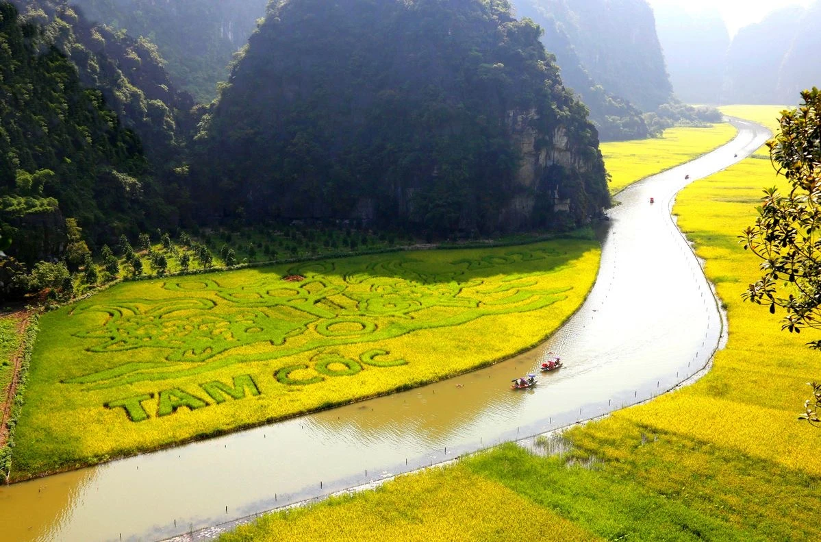 Cẩm nang khám phá Ninh Bình tháng 6 từ sáng tinh mơ đến tối mịt: Đi đâu ăn gì để tránh nóng mùa hè? - Hình 1