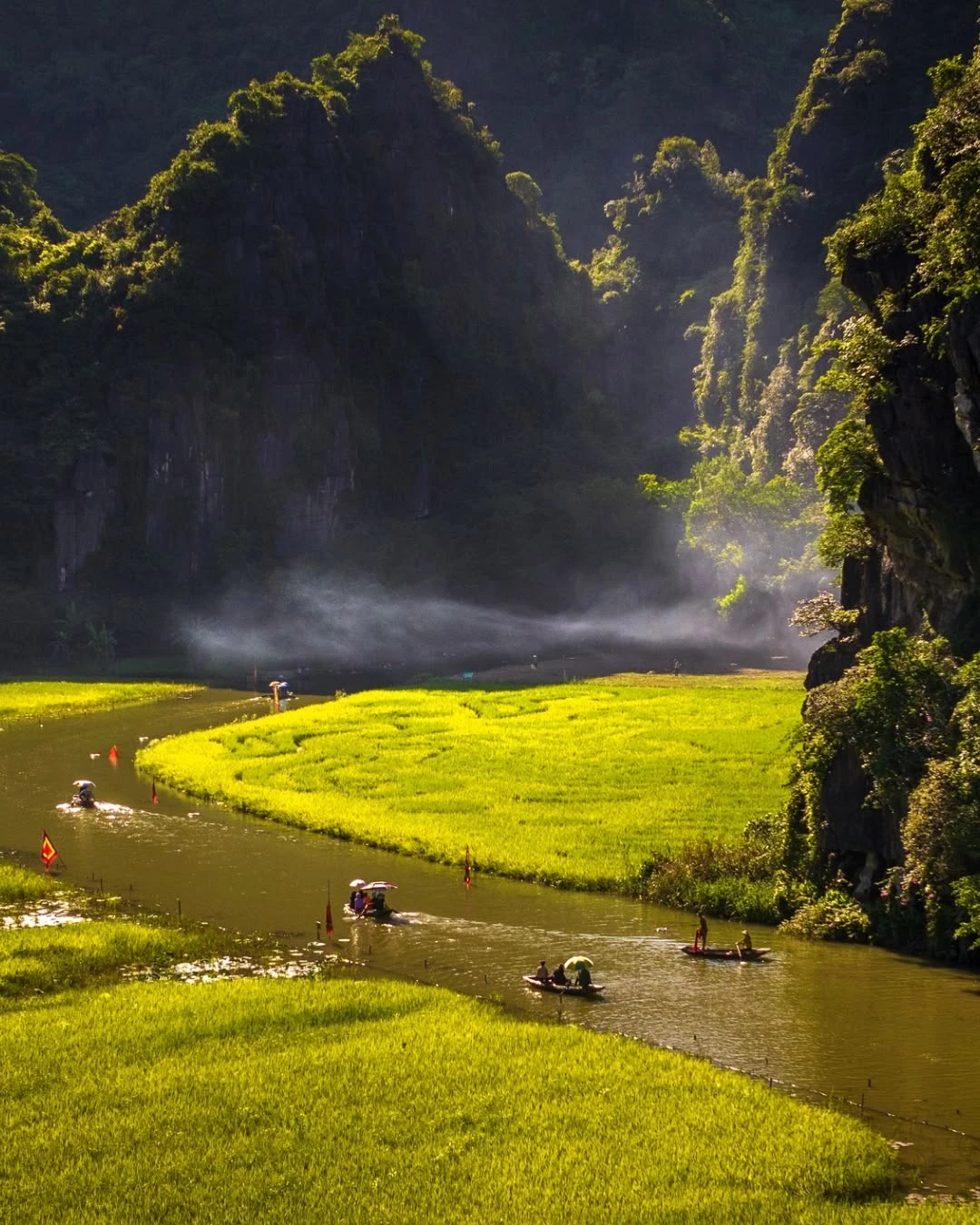 Cẩm nang khám phá Ninh Bình tháng 6 từ sáng tinh mơ đến tối mịt: Đi đâu ăn gì để tránh nóng mùa hè? - Hình 3