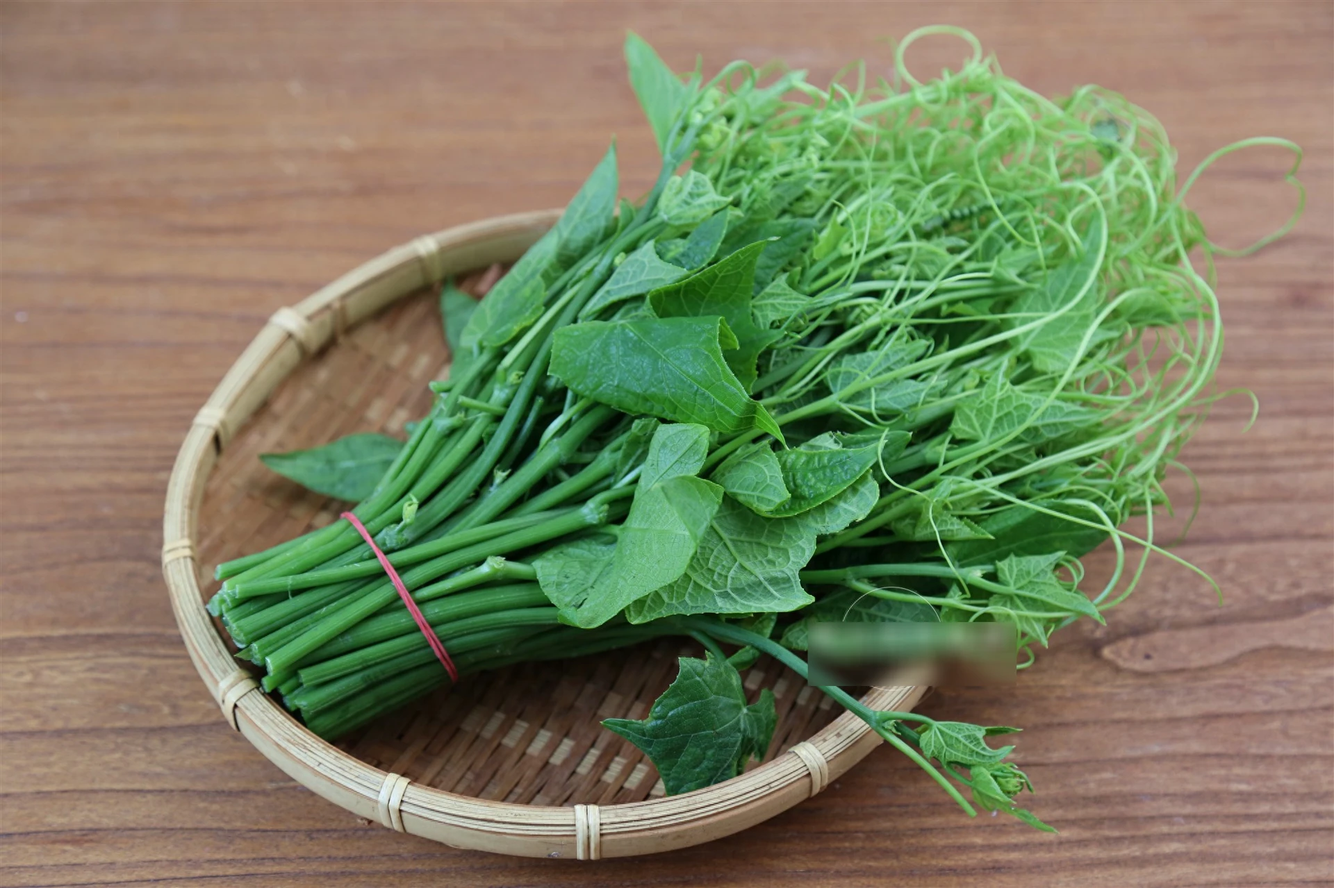 Loại rau có axit folic gấp 20 lần cần tây, ăn nhiều giúp đẹp da, tăng cường miễn dịch, lại không lo tăng cân - Hình 1