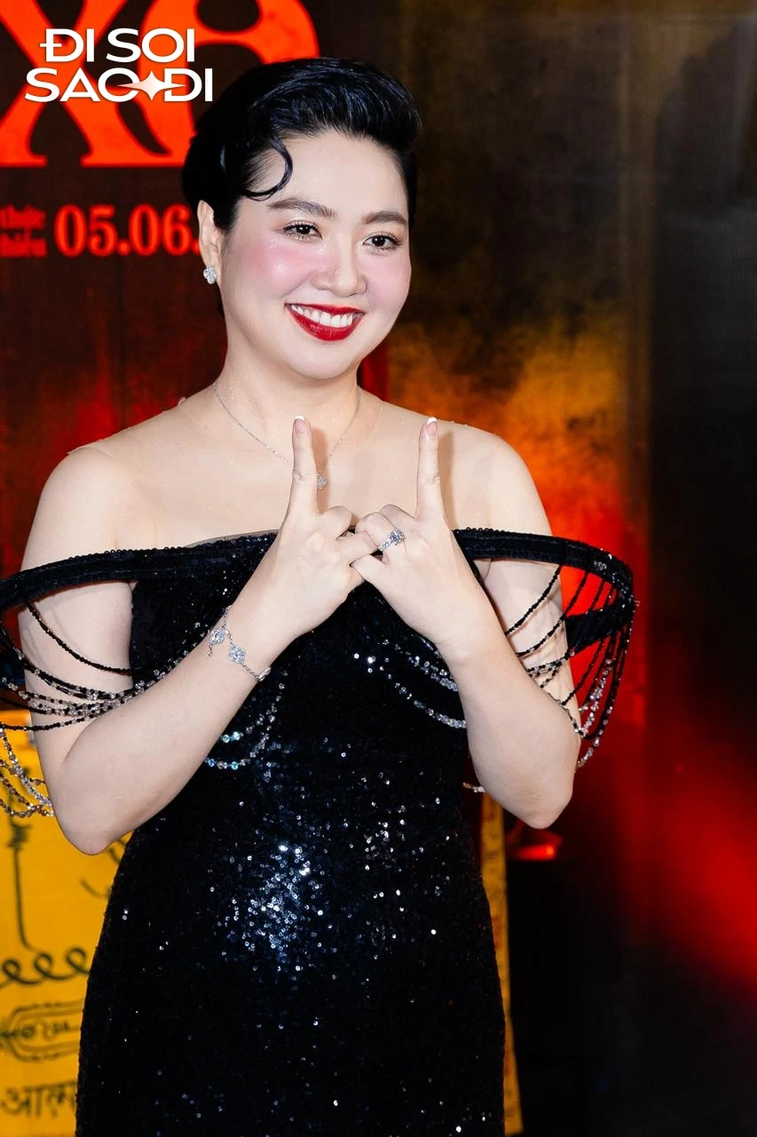 Thảm đỏ HOT nhất hôm nay: Minh Hằng - Uyển Ân xinh sang hết nấc, 1 mỹ nhân đẹp bùng nổ át vía cả dàn sao - Hình 5
