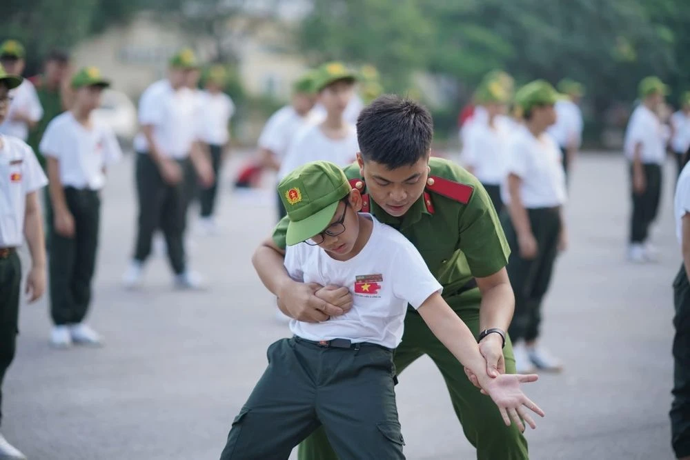 Trung úy xuất sắc ngành giúp tử thi lên tiếng, lần đầu đối diện hiện trường ám ảnh - Hình 2