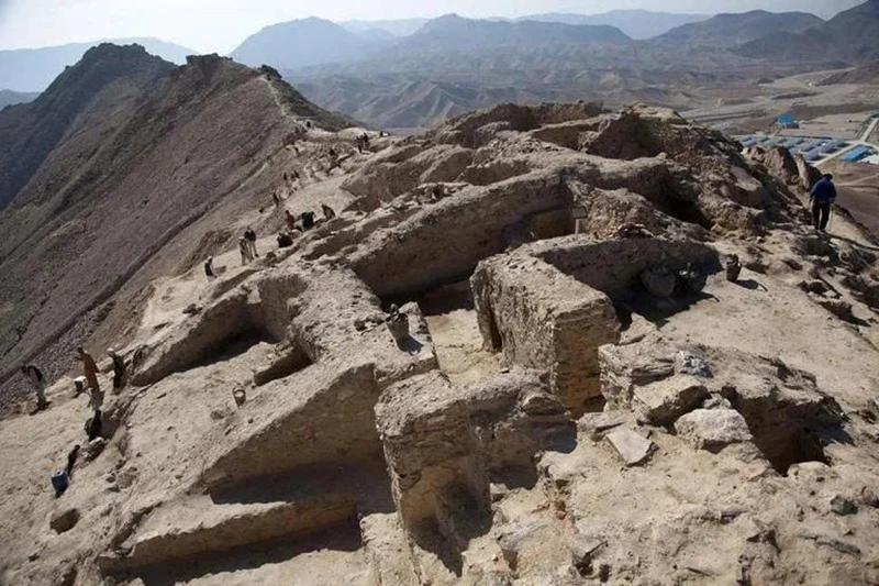 Afghanistan: Nơi kinh đô Phật giáo hóa thạch trong cát bụi - Hình 2