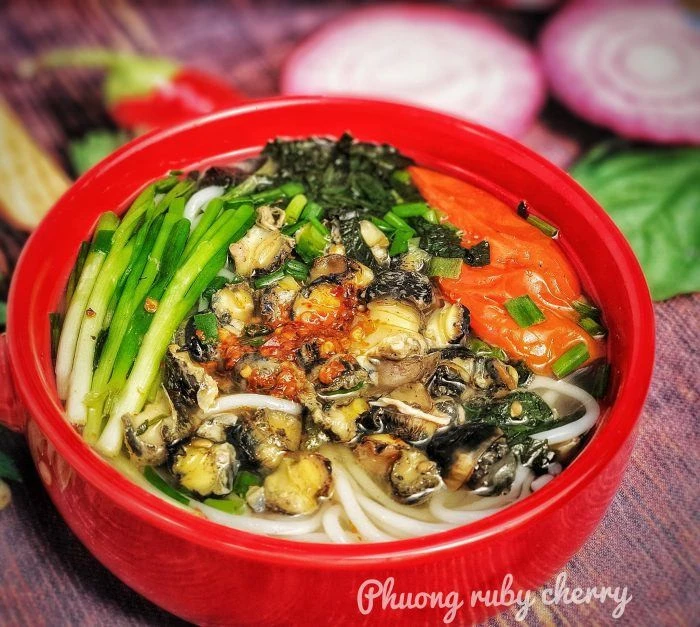 5 món nước cực ngon, vừa dễ làm lại dễ ăn cho cuối tuần nắng nóng không cần nấu cơm - Hình 1