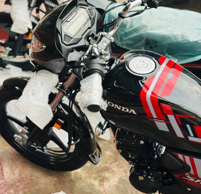 Huyền thoại xe máy Honda giá 25 triệu đồng thiết kế vượt tầm, nâng cấp trang bị, rẻ hiếm thấy - Hình 5