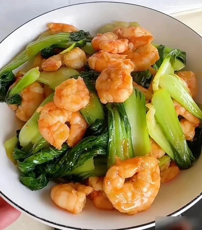 Nửa cân loại rau này có lượng canxi của 8 cốc sữa, 15 quả trứng, giá rẻ, vị ngon, còn thanh mát, giải độc - Hình 3