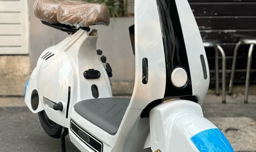 Trải nghiệm xe máy điện ở Việt Nam giá 14,8 triệu đồng thiết kế thể thao, pin siêu khỏe, rẻ nhất thị trường - Hình 2