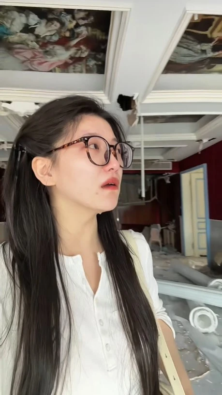 Diễn biến mới vụ phú bà bắt ghen chồng với bạn thân tên D.: Tài khoản ngân hàng bất ngờ biến động - Hình 2