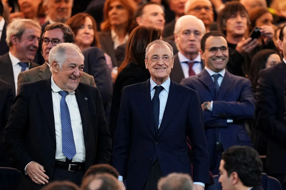 7 vạn người Real Madrid đi bầu cử - Hình 3