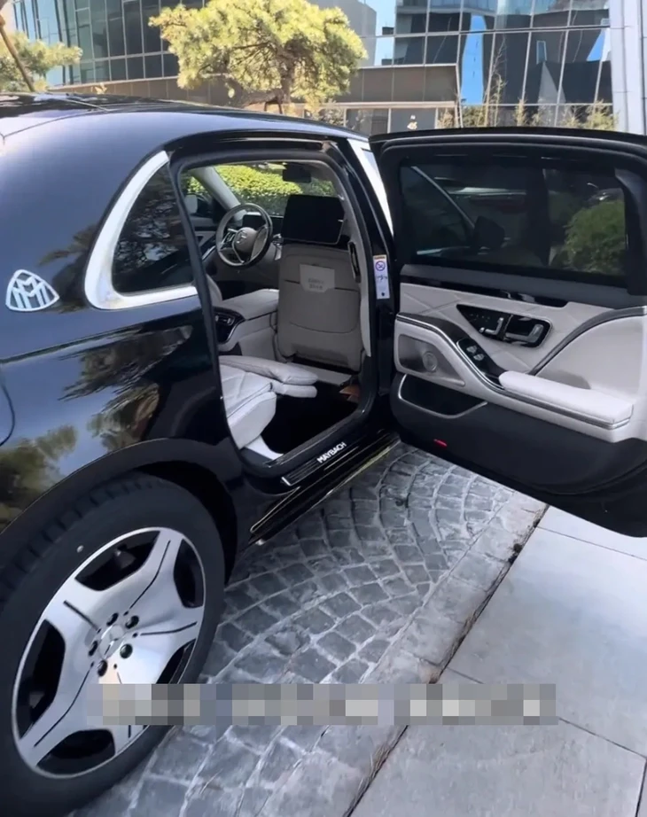 Người đàn ông mua Maybach S480 để chạy taxi, ai cũng cười chê nhưng ông nói thẳng: Đây là mức thu nhập quá ổn - Hình 2