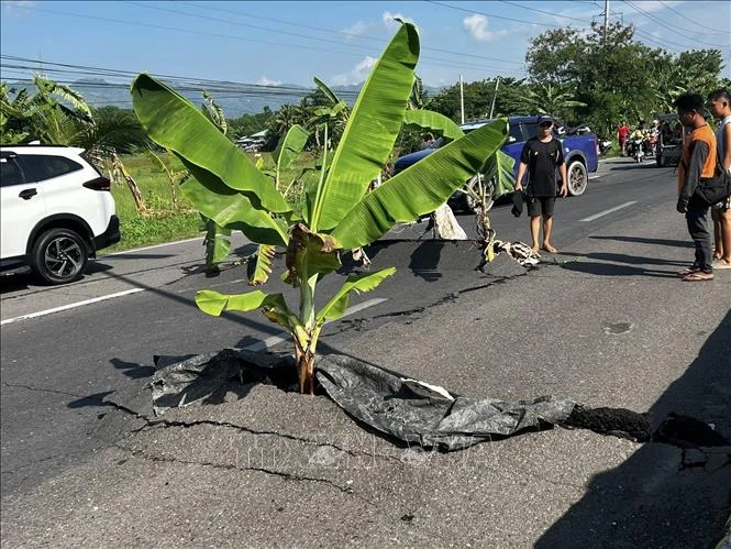 Động đất tại Philippines: Ít nhất 12 người thiệt mạng, hàng trăm người bị thương - Hình 1
