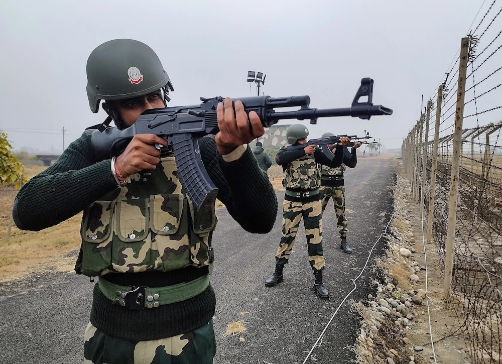 Pakistan mở rộng kho vũ khí hạt nhân - Hình 1