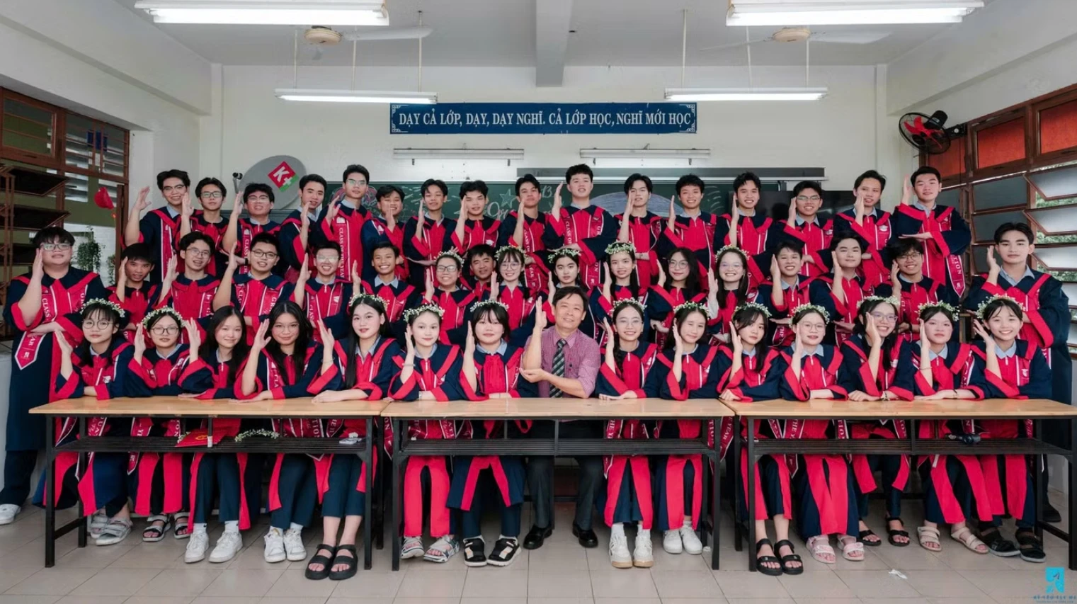 Á khoa khối B đạt hai điểm 10 bật mí bí quyết chinh phục 29,75 điểm - Hình 3