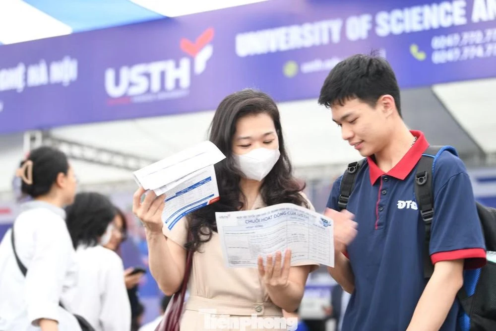 Lộ diện 4 thủ khoa tuyệt đối khối B00 với 30/30 điểm - Hình 1