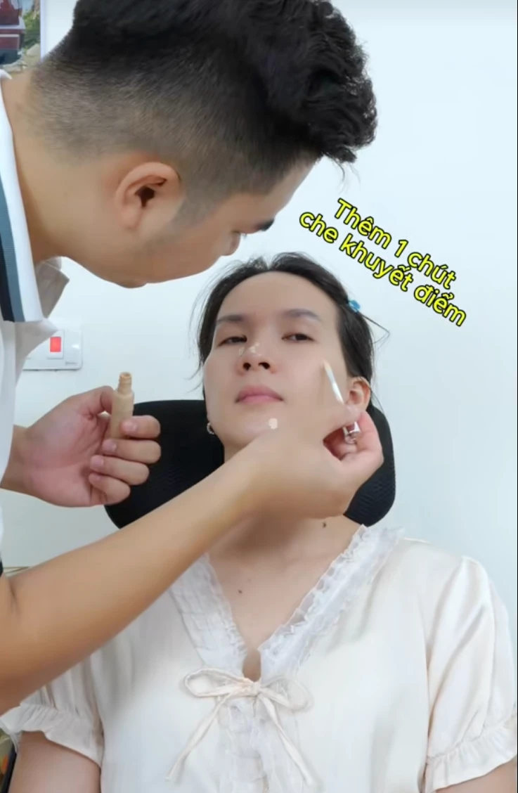 Anh chồng bước ra từ tiểu thuyết: Tự học make up để trang điểm cho vợ, màn lột xác của cô vợ mới khiến hội chị em xuýt xoa - Hình 6