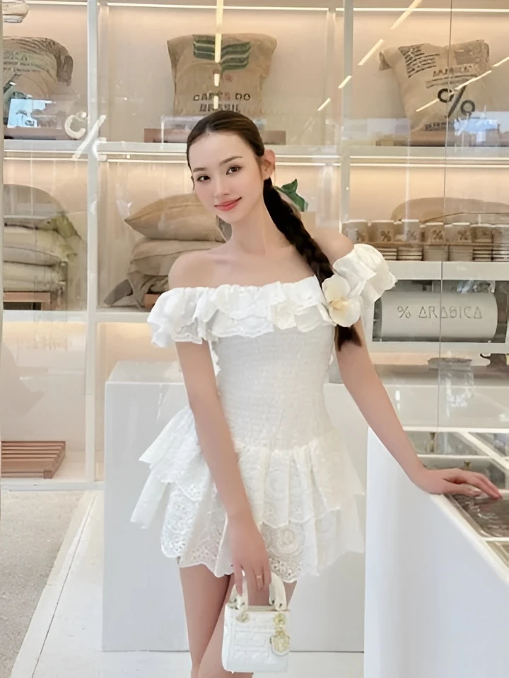 Đầm trễ vai dáng xòe khuấy động đường phố ngày hè - Hình 7