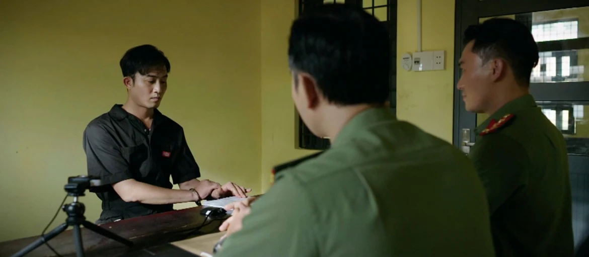 Nam diễn viên giờ vàng VTV cứ đóng phim là dễ... vào tù - Hình 1