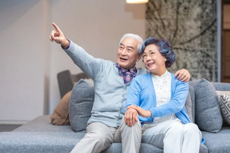 Nghỉ hưu đến sống cùng con dâu và con rể, tôi mới hiểu đâu là nơi nương tựa tốt nhất của tuổi già - Hình 1