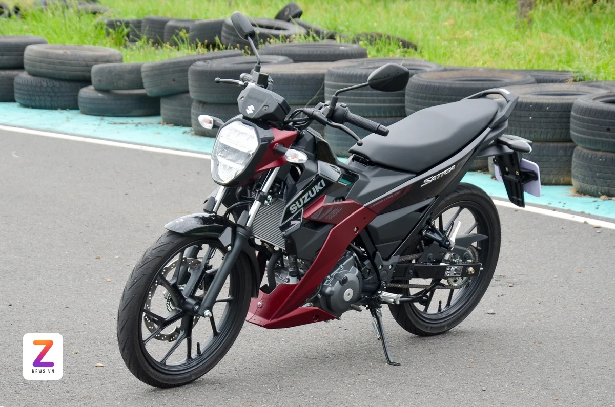 Đắt hơn chỉ 1 triệu đồng, Yamaha Exciter có gì khác Suzuki Satria? - Hình 4