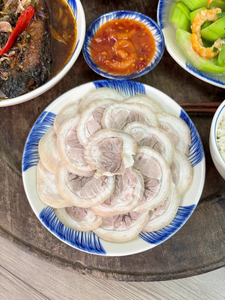 Hôm nay nấu gì: Bữa cơm mùa hè nhìn chỉ muốn ăn ngay - Hình 3